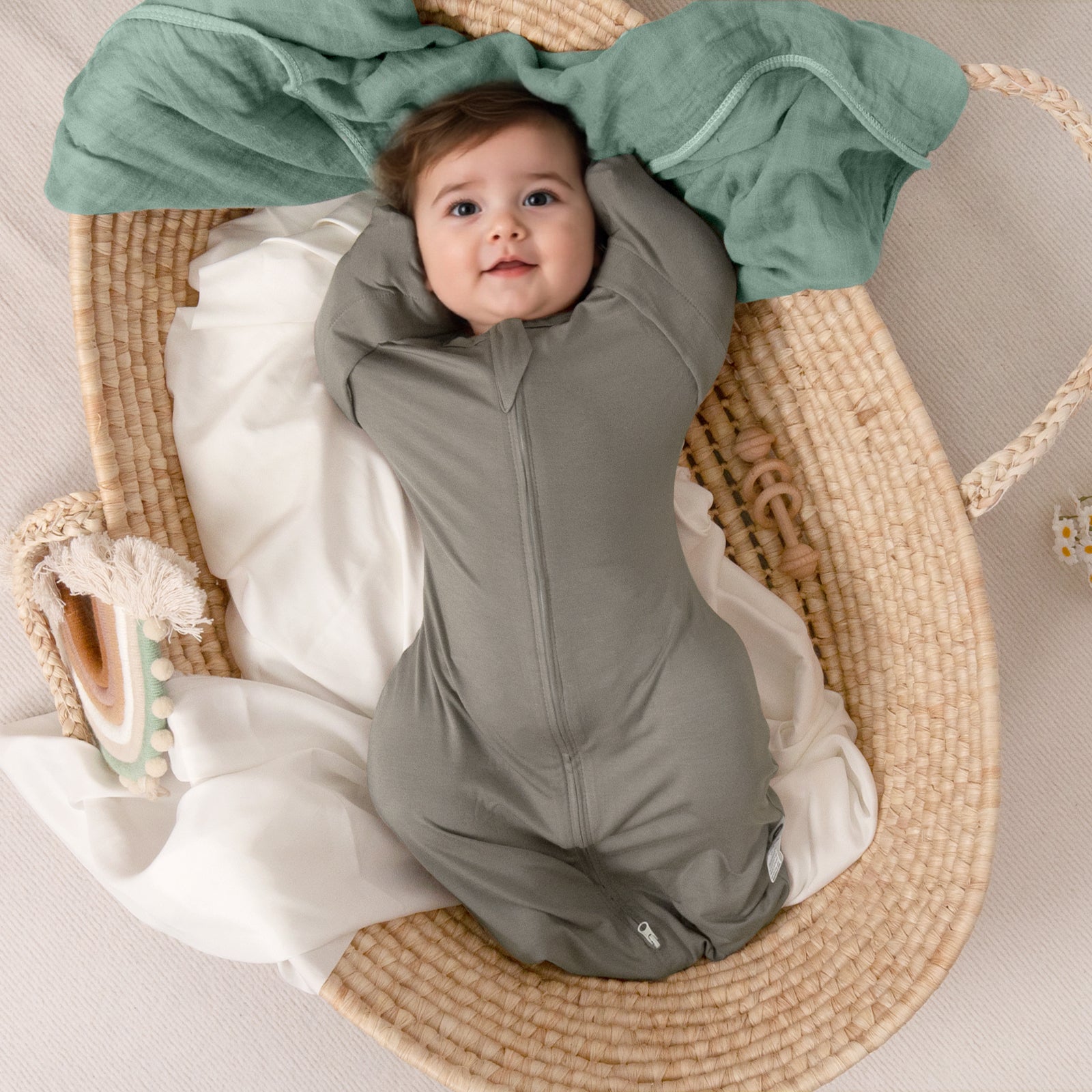 Bamboo Swaddle Bag in Dark Grey+Oat, 0.5 TOG