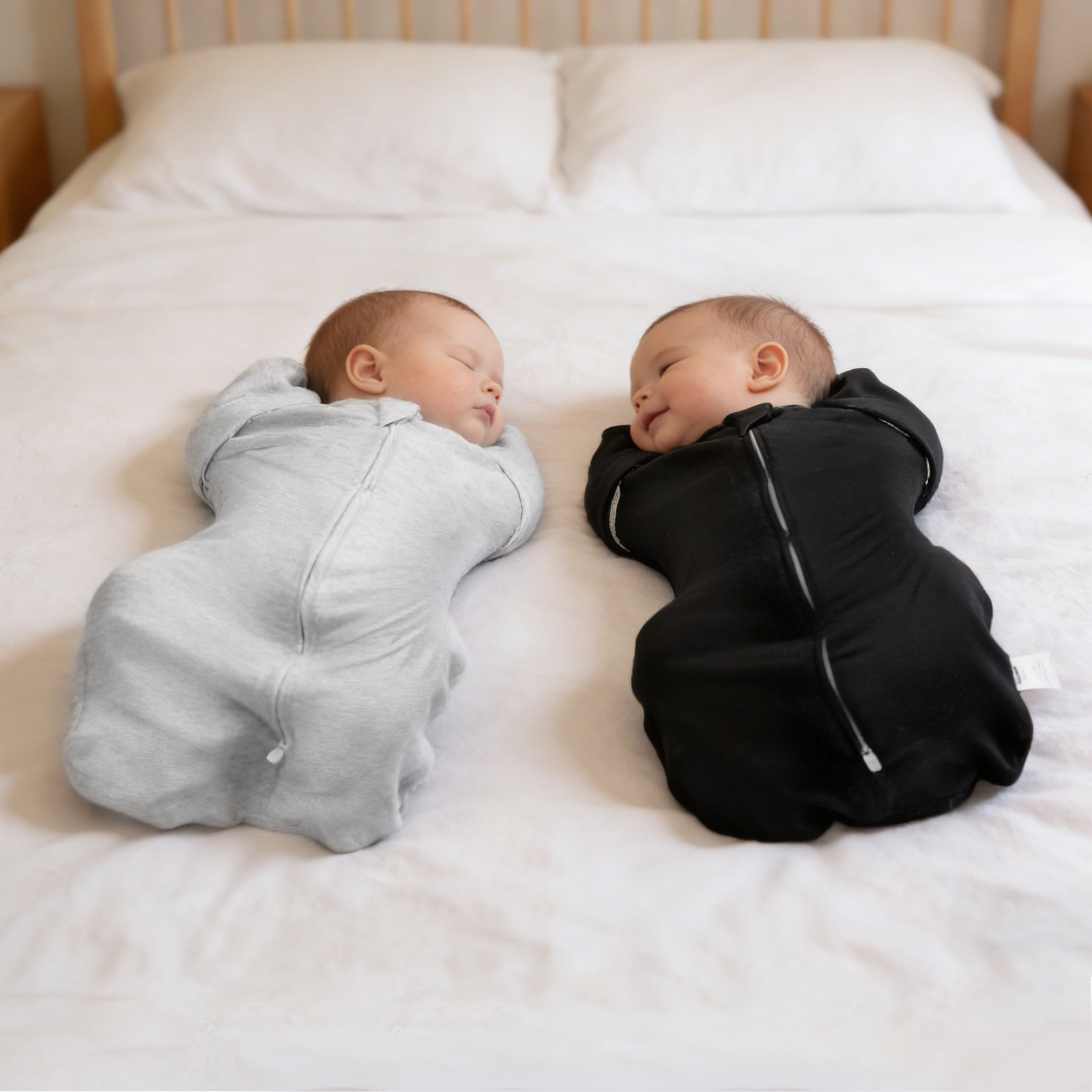 Organic Cotton Swaddle Bag (Pack of 2) in Black+Grey, 0.5 TOG