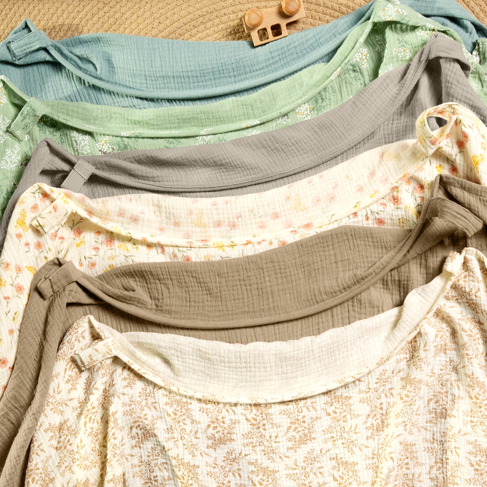 Muslin Nursing Cover in Coffee